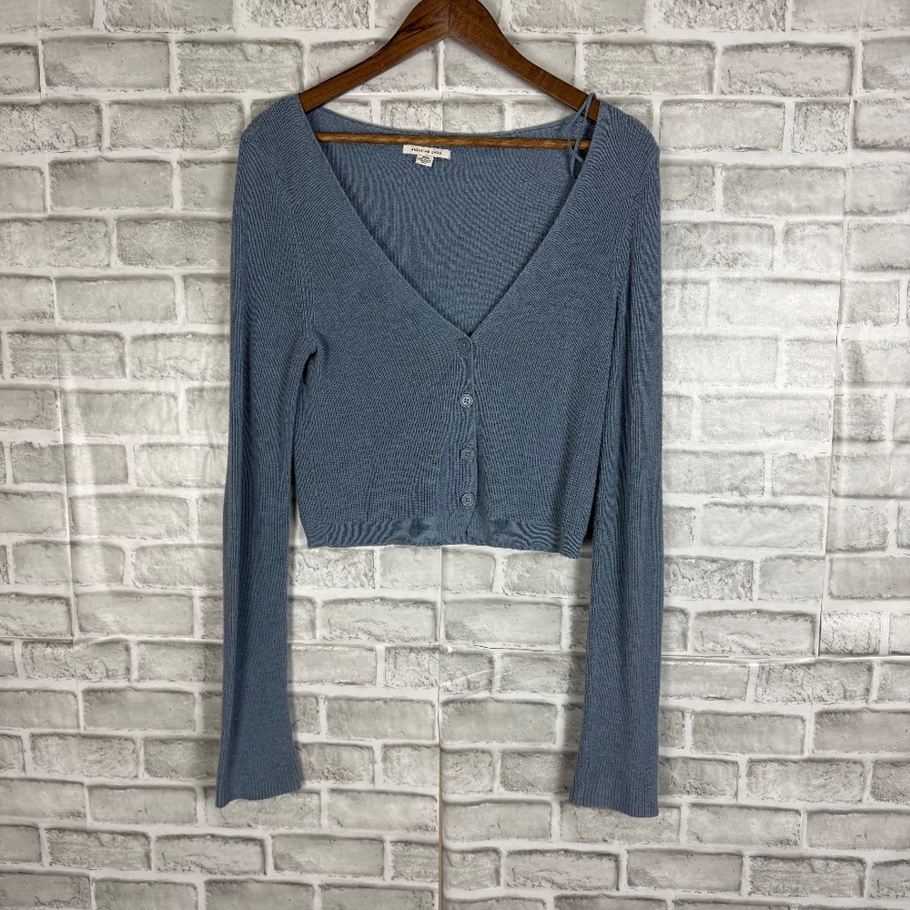 American Eagle Dull Blue Ribbed Long Sleeve Button Up Cropped Sweater MEDIUM